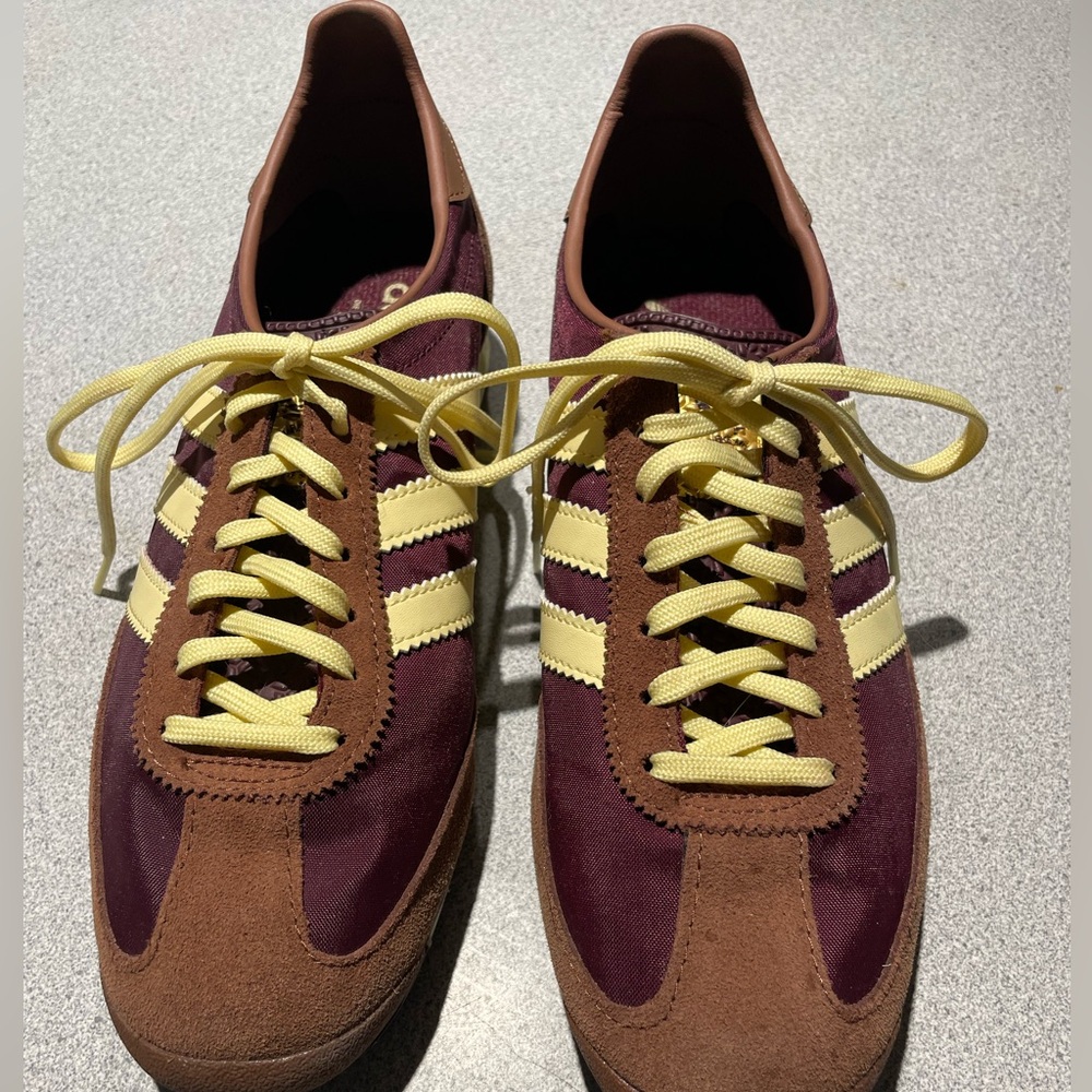 Adidas SL 72 Sneaker, maroon/yellow/brown, size 8.5